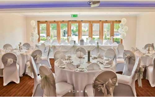The Boleyn Hotel Staines-upon-Thames Екстер'єр фото